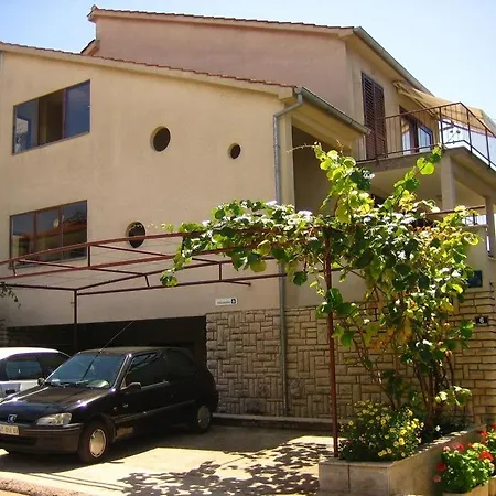 Daire In With Terrace, Wifi, Dishwasher Poreč