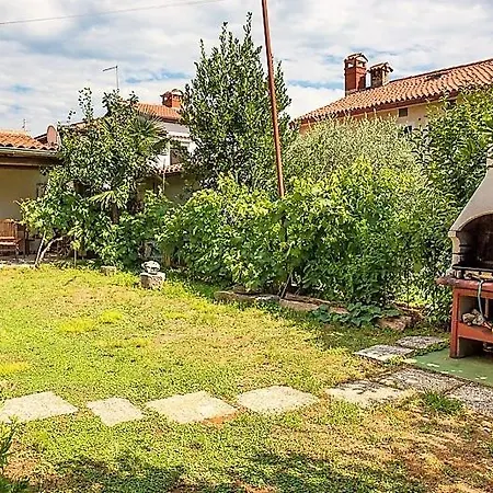 Daire In With Terrace, Wifi, Dishwasher Poreč